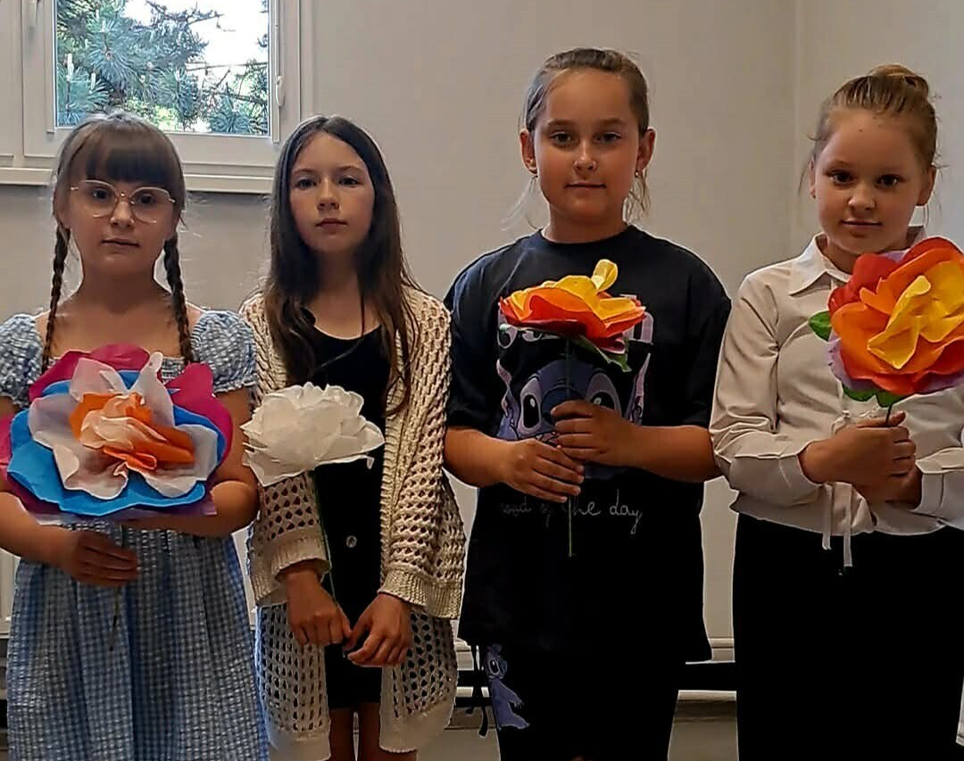 Dziewczynki z kwiatami